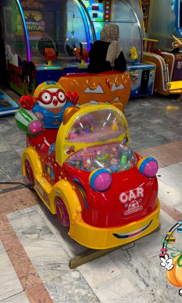 تکان دهنده ماشین شهربازی طلایی آمل